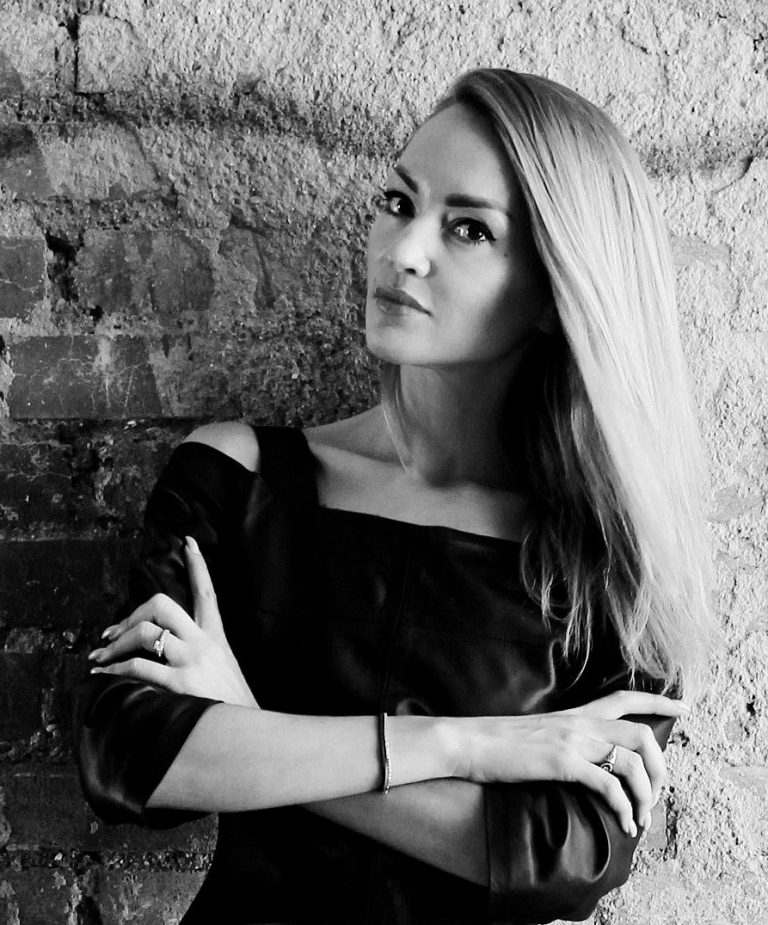 Mila is jouw gids in de zoektocht naar jouw ideale permanente make-up